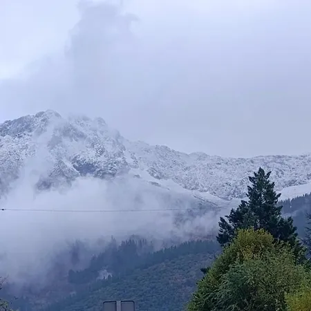 Neros بيت ضيافة اوخيدو