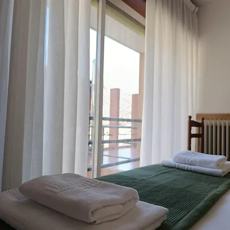 بيت ضيافة Neros